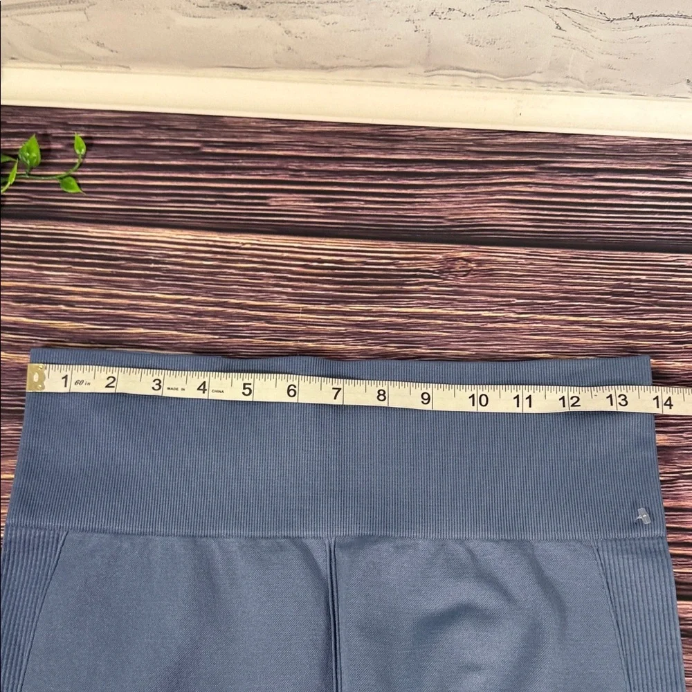 Women's Blue Gray 7/8 Leggings seamless, high-rise waistband, four-way stretch - Picture 6 of 11